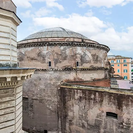 Apartment Pantheon View By Interhome